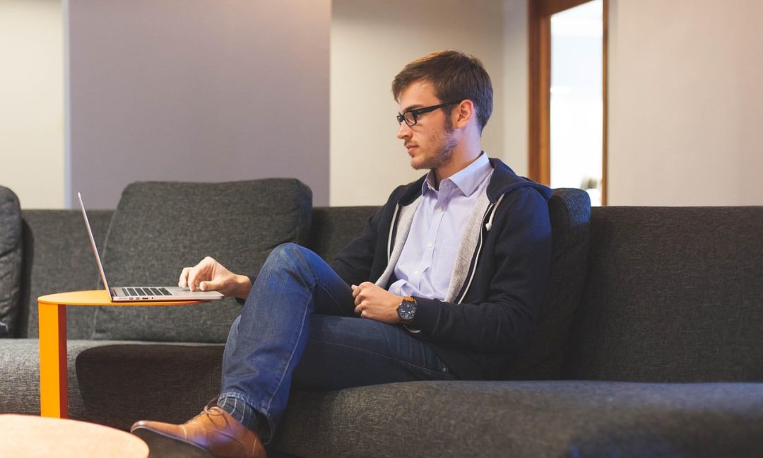 Why Do Most Tech Blogs Fail to Connect? - Factors That Make the Best Blog
